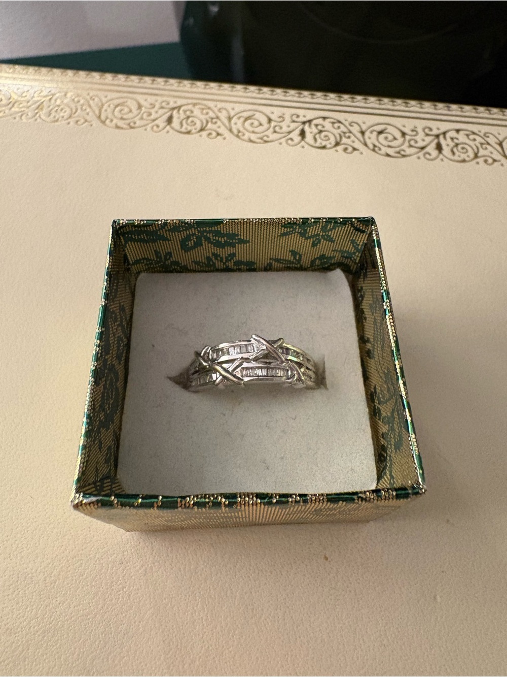 10k White Gold Diamond Stacker Band